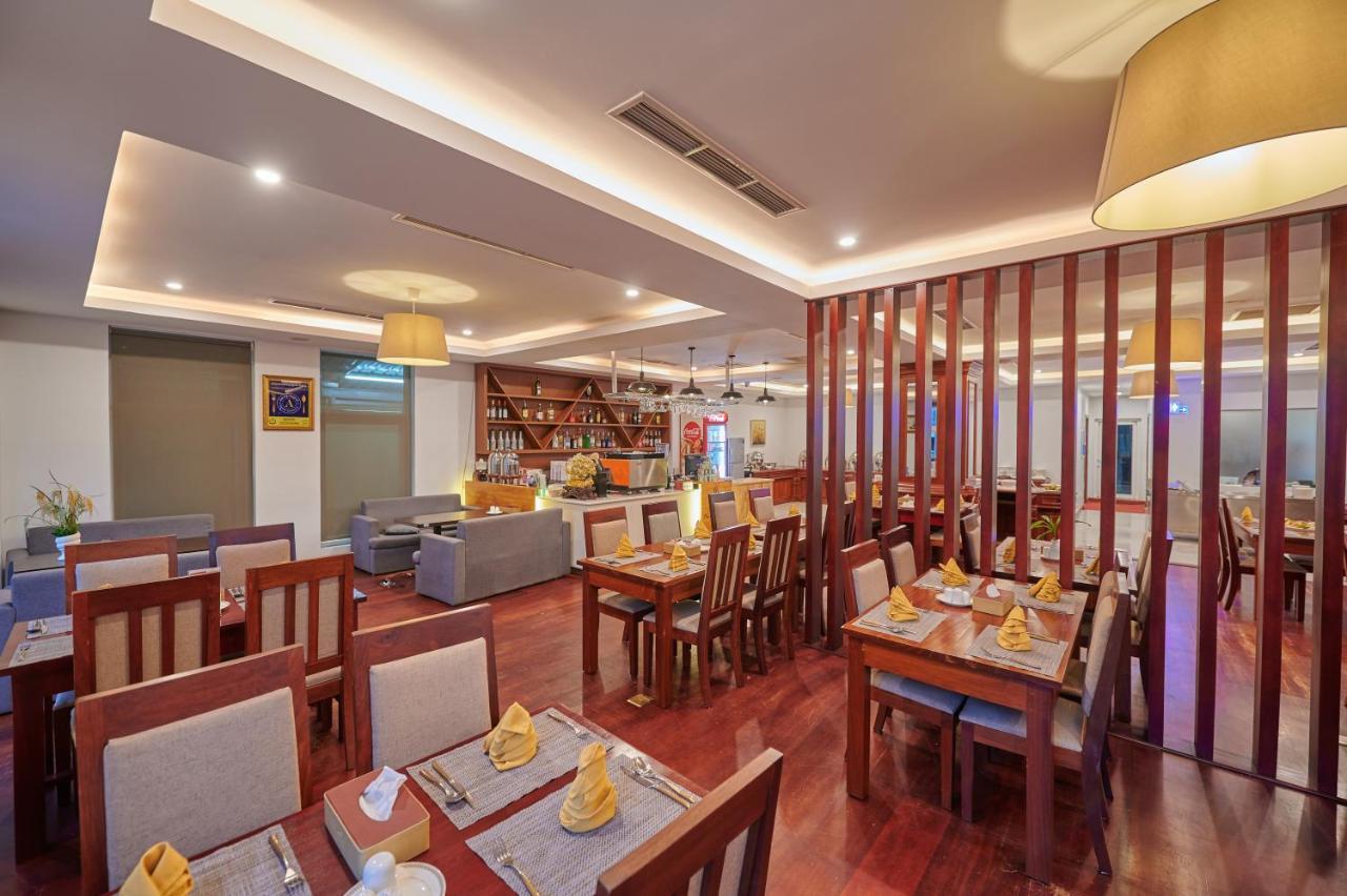 Lbn Asian Hotel Kampong Cham Buitenkant foto