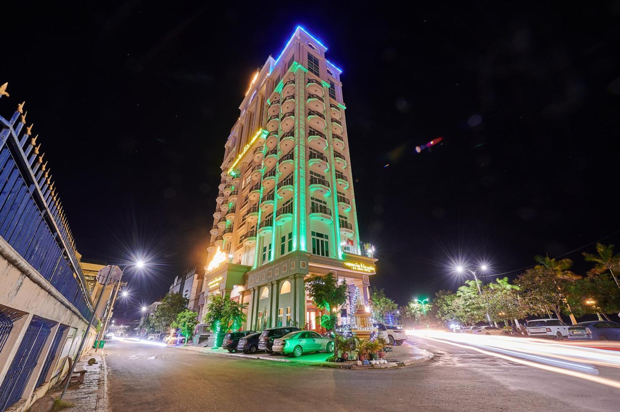 Lbn Asian Hotel Kampong Cham Buitenkant foto
